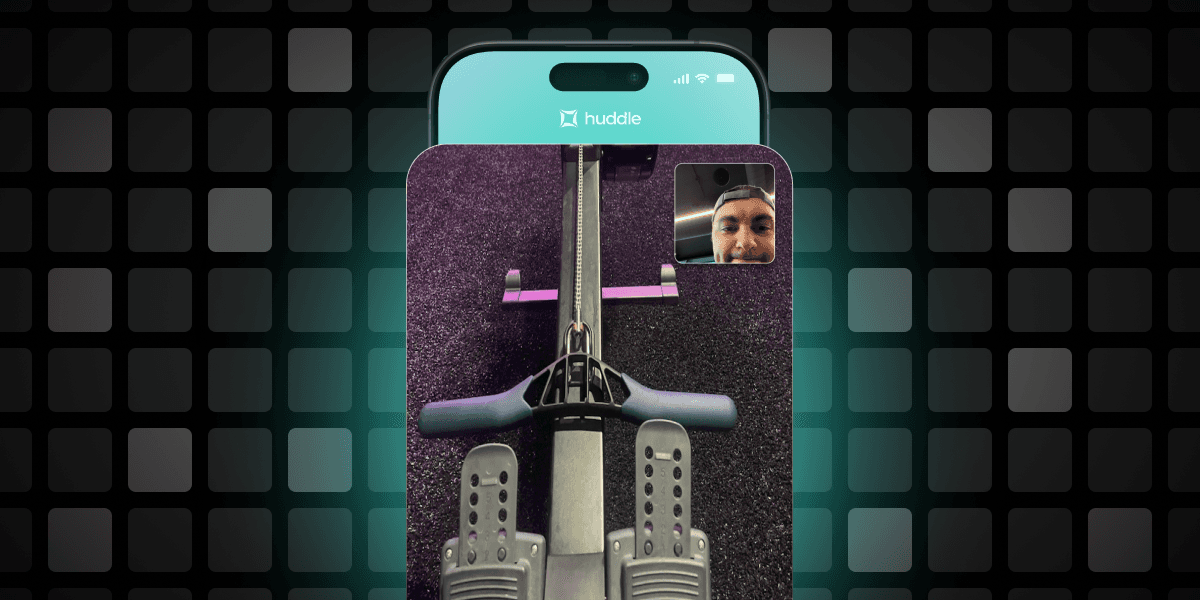 Huddle app showing a gym workout being captured with the front and rear cameras.